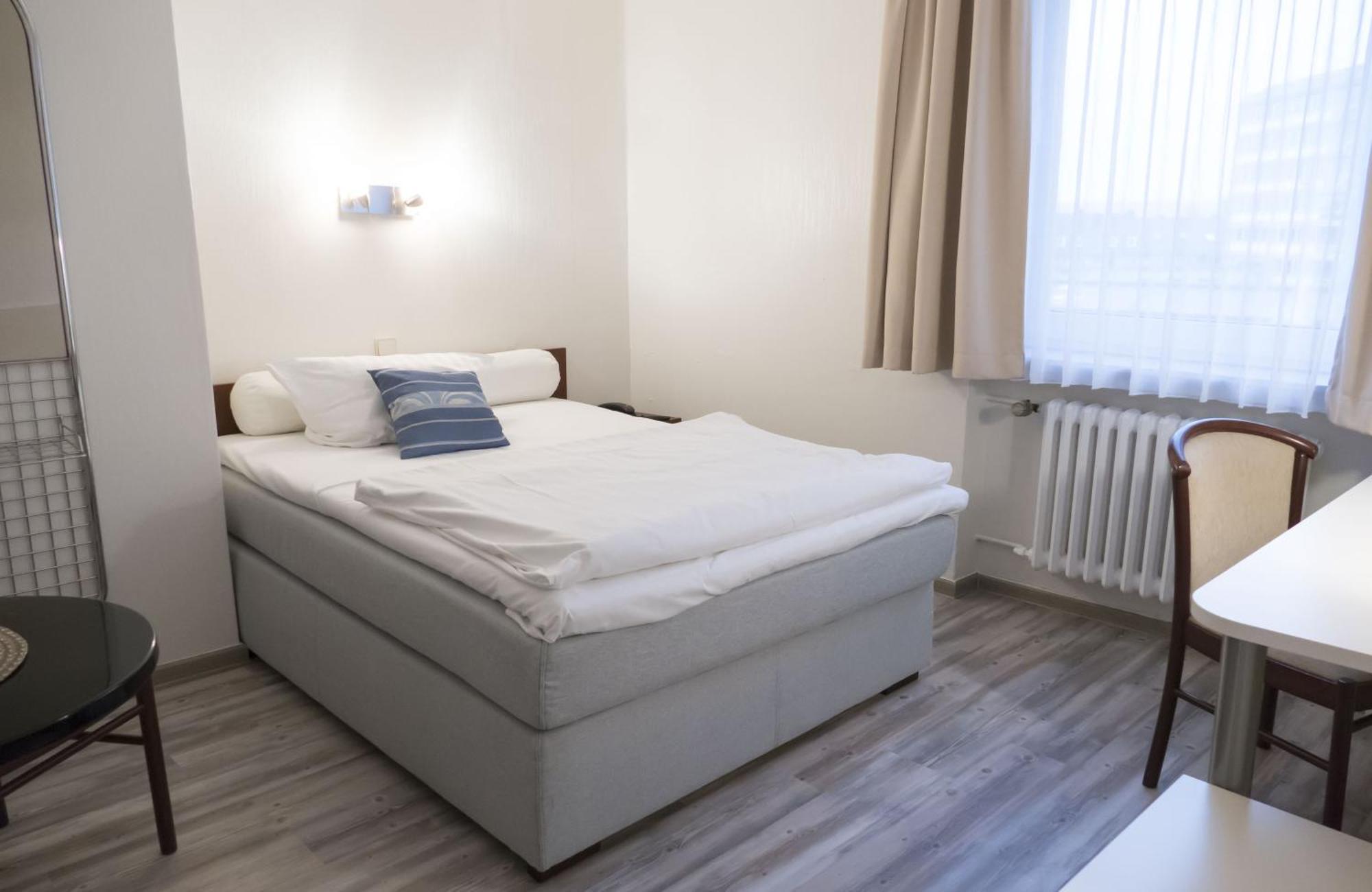 Hotel Excelsior Касел Стая снимка
