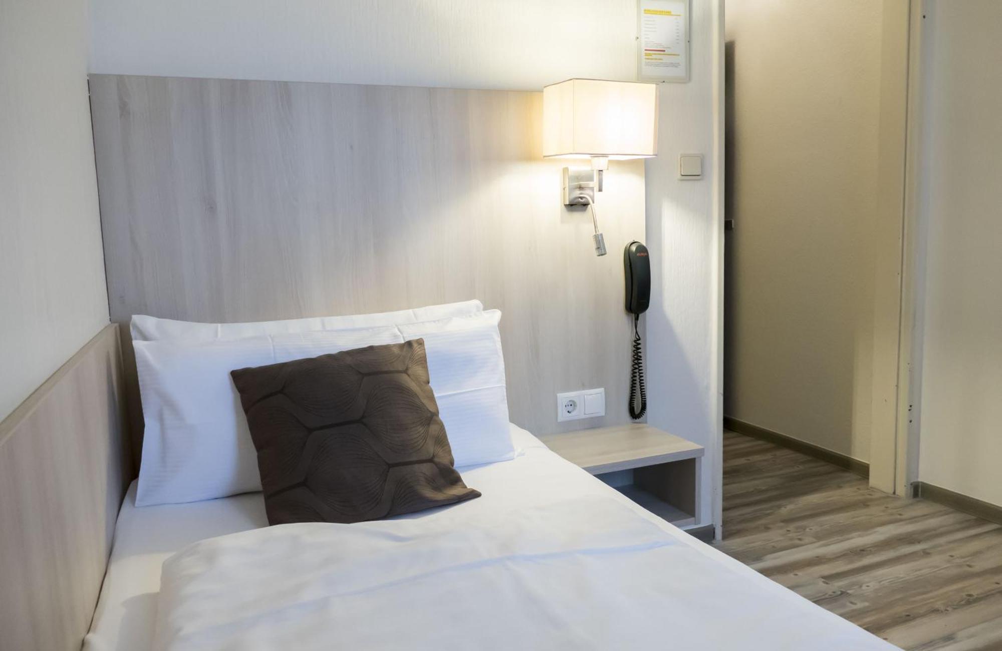 Hotel Excelsior Касел Стая снимка