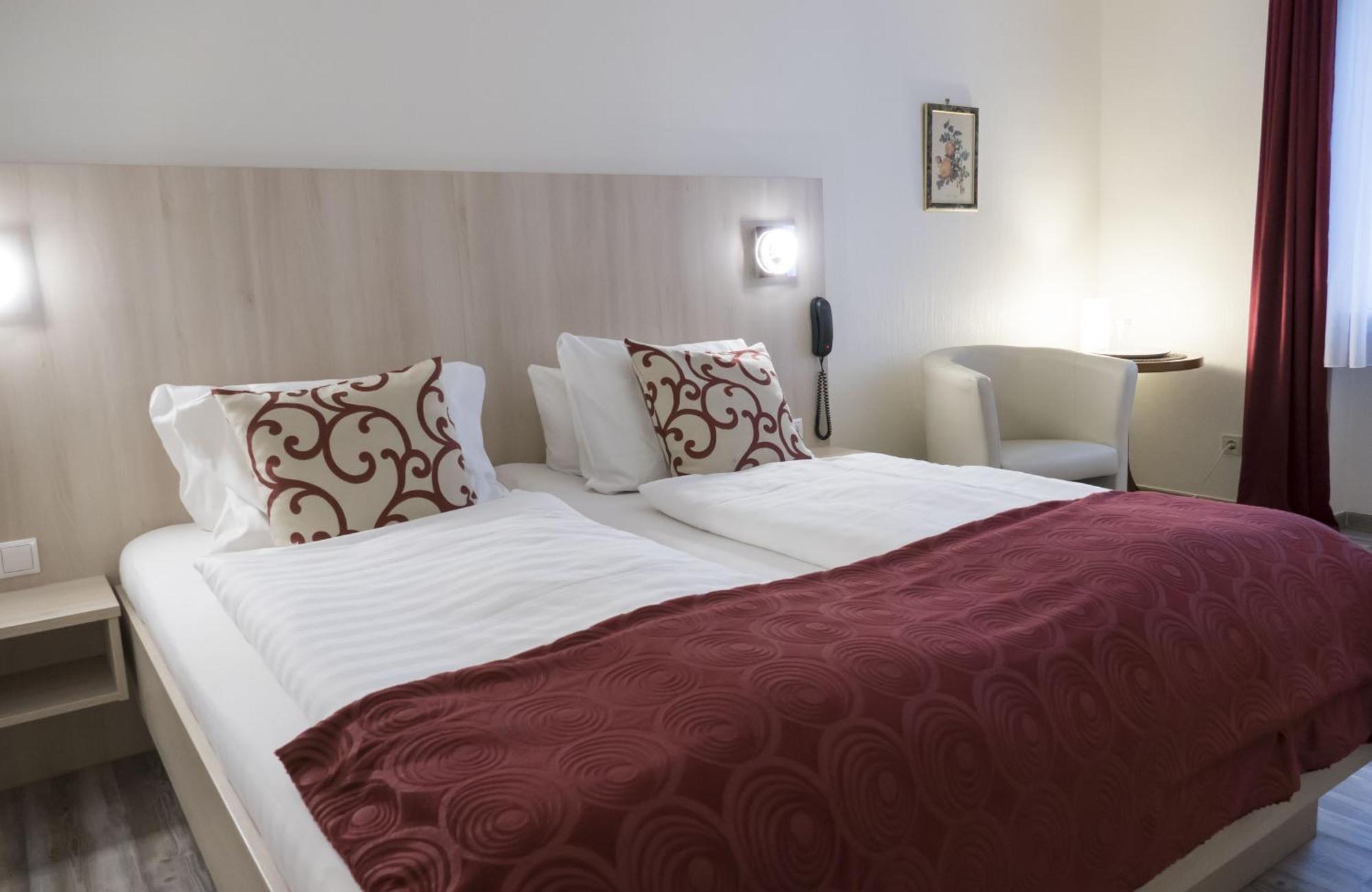 Hotel Excelsior Касел Стая снимка