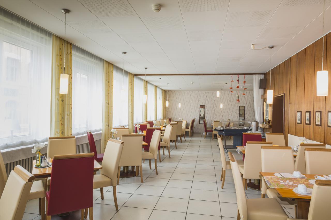Hotel Excelsior Касел Екстериор снимка
