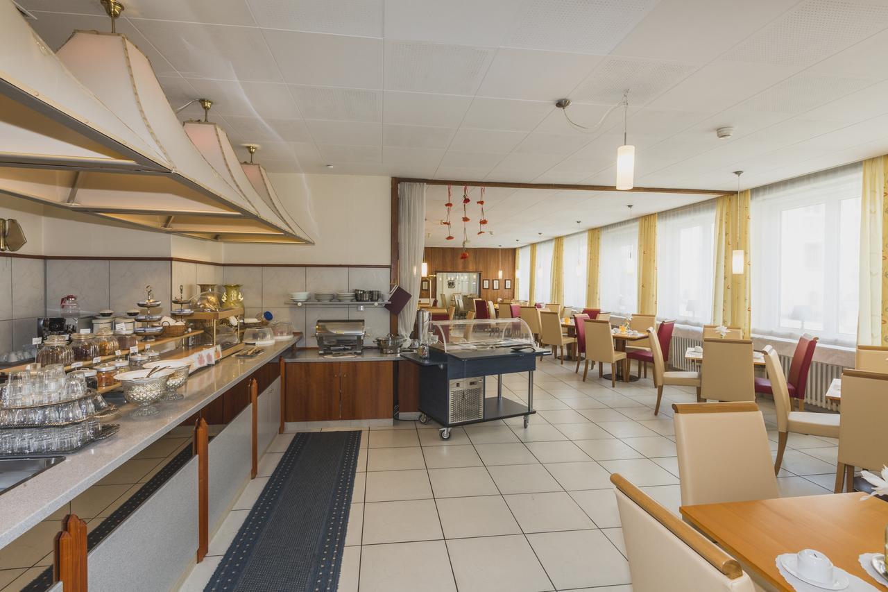Hotel Excelsior Касел Екстериор снимка