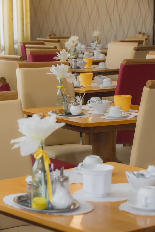 Hotel Excelsior Касел Екстериор снимка