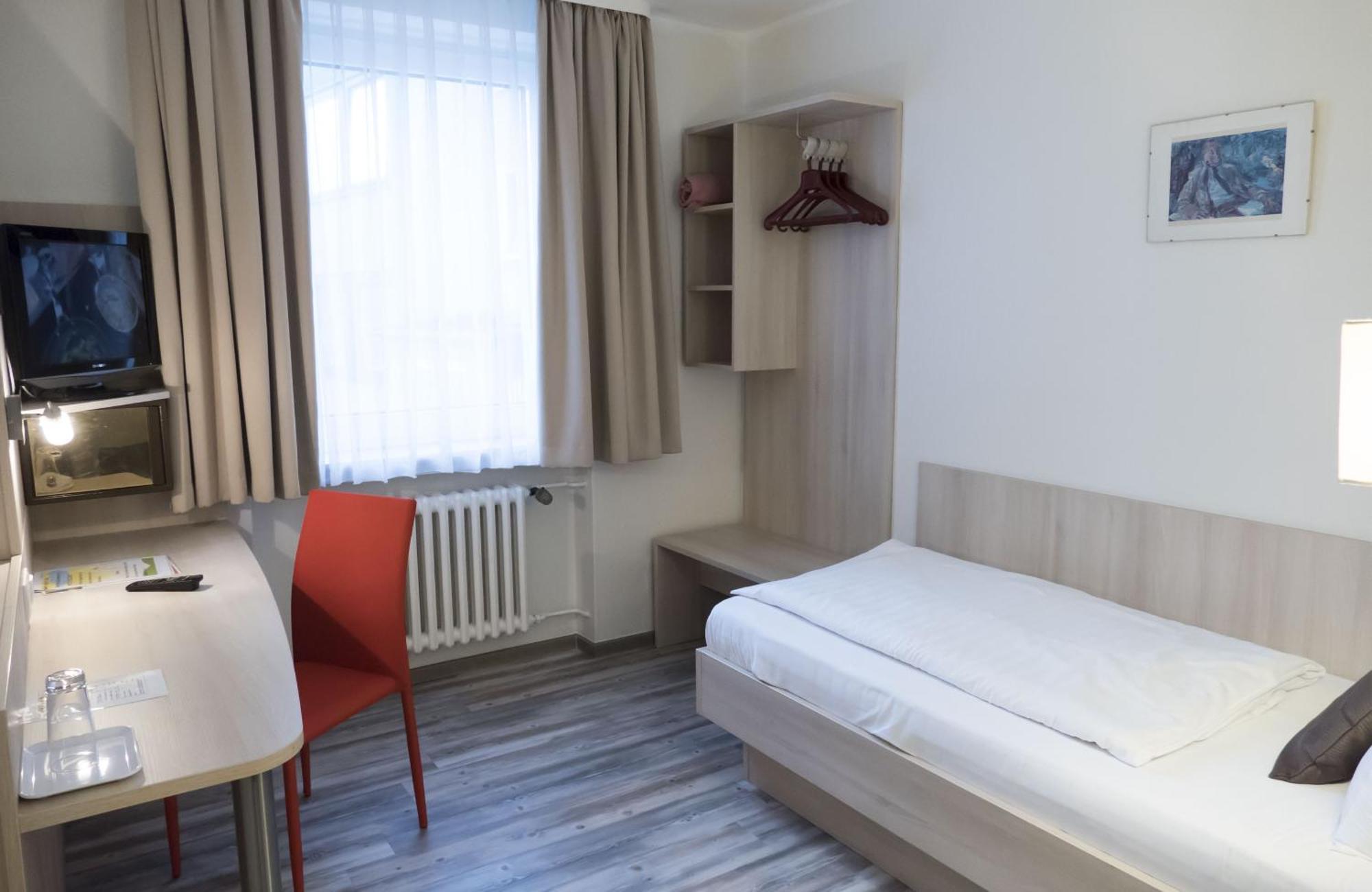 Hotel Excelsior Касел Екстериор снимка